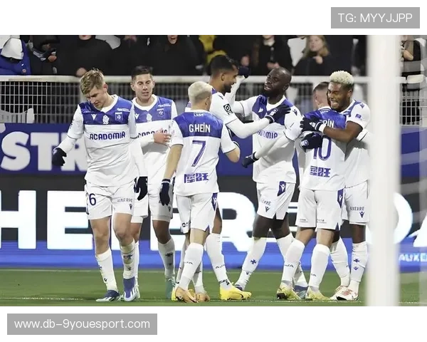 “法甲逆转好戏不断，场面激烈令人振奋”，法甲转会一览 新浪体育