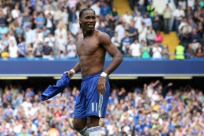 欧冠半决赛次回合：巴黎主场逆转2比1曼城 总比分2比2后点球险胜