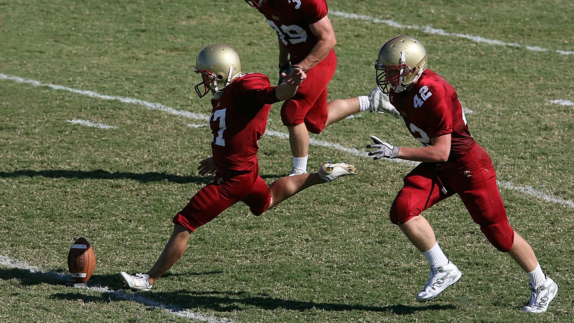 世界杯:加油站与便利店夜间营业时段延长 服务熬夜球迷